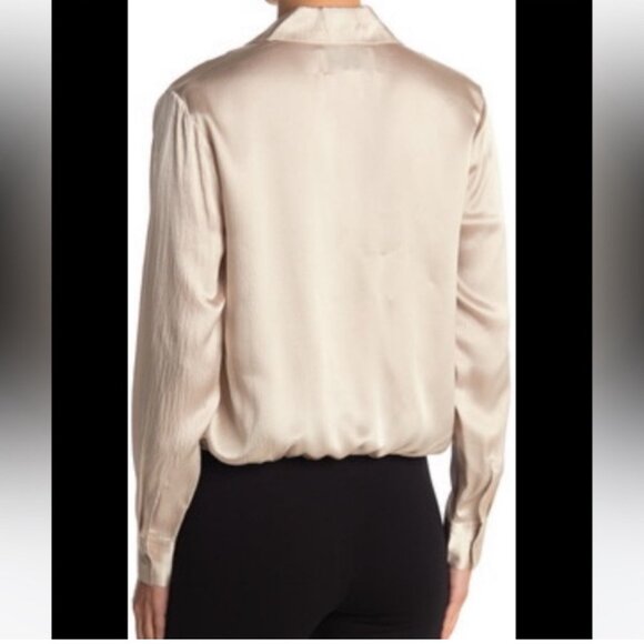 BROCHU WALKER MAYES Silk Wrap Blouse size M - Picture 2 of 6